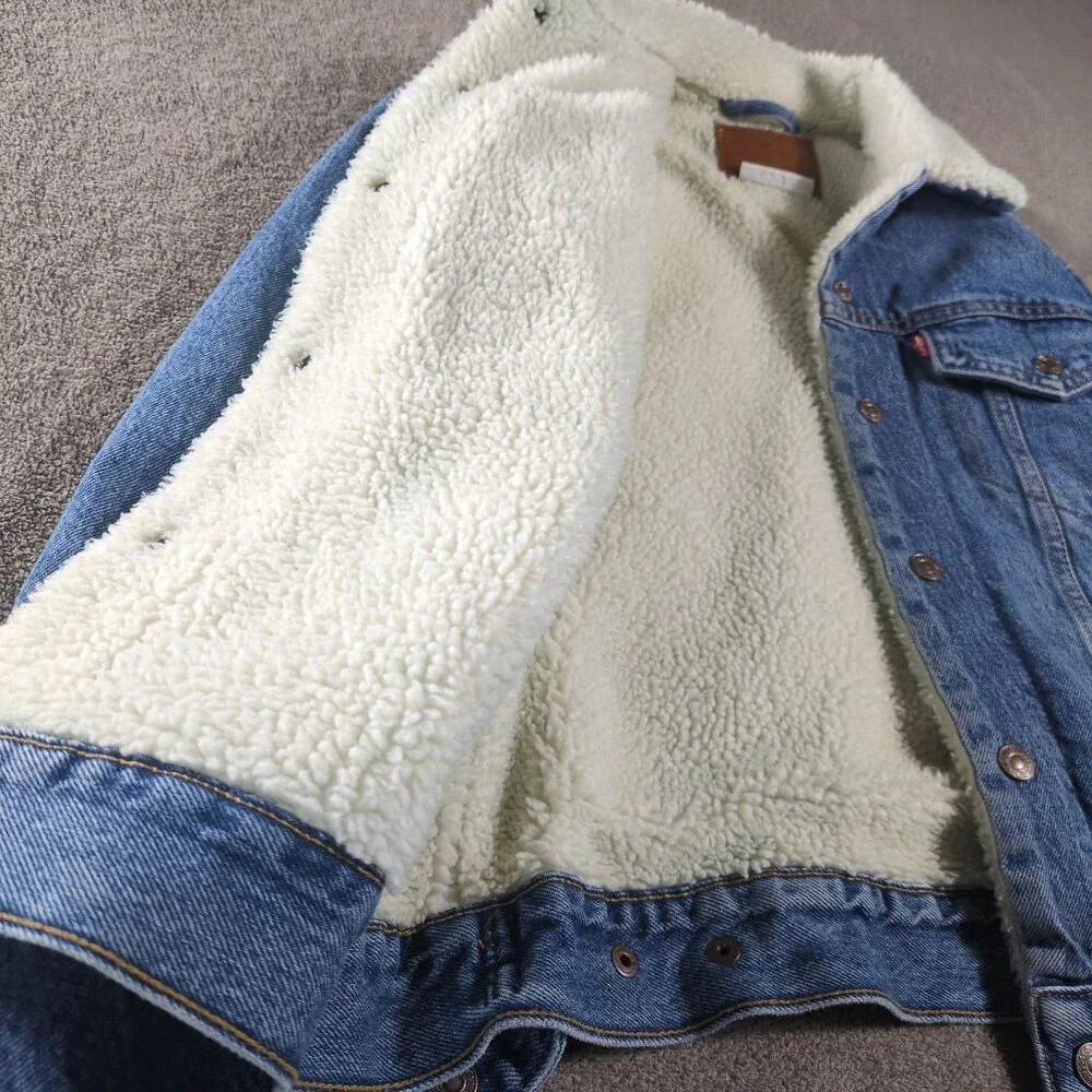 Levi’s‎ Premium Mens S Sherpa Lined Denim Trucker Jacket Blue Western Light Wash - Picture 9 of 13